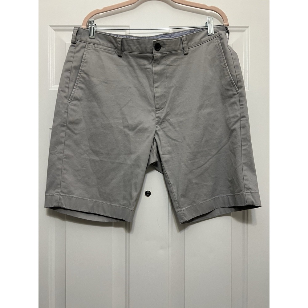 Brooks Brothers Men's Chino Shorts 36 X 10 Flat Front Gray Golf Resort Preppy